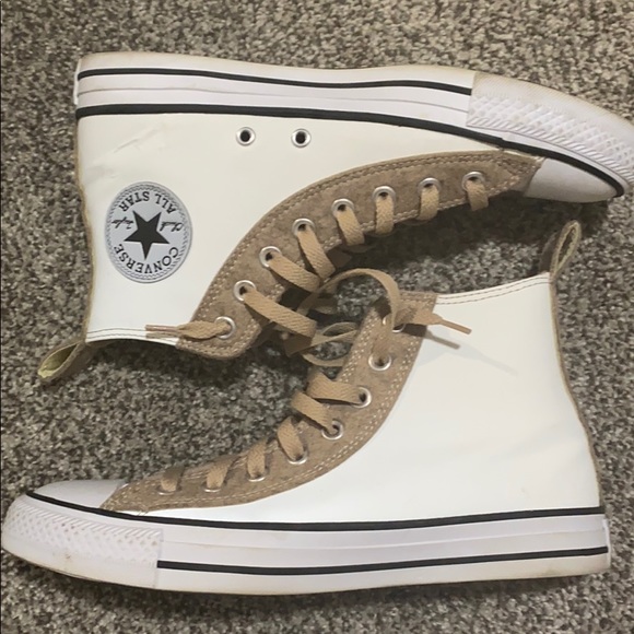 Converse - Picture 2 of 4